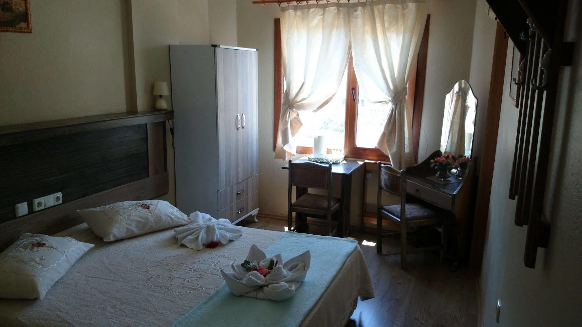 Wallabies Aquaduct Hotel Selçuk Bagian luar foto